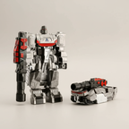 Robot transformable tank gris sur fond greige clair